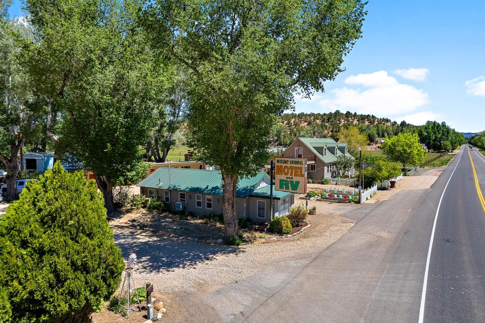 Mount Carmel Motel In Southern Utah Desert Room 6 Ngoại thất bức ảnh